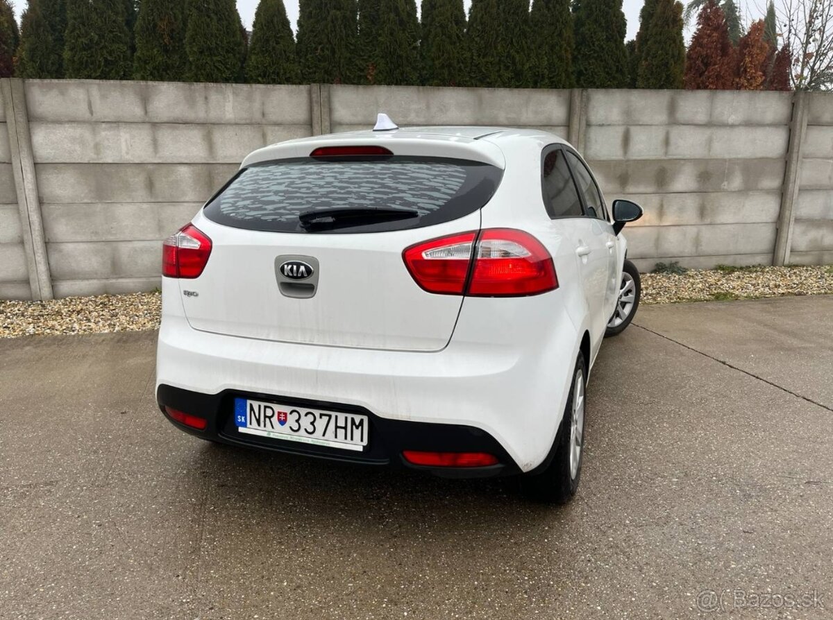 KIA Rio 1.25 CVVT - 5