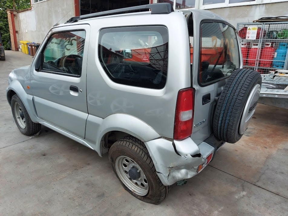 Suzuki Jimny 1,3i 62,5kw 69.500km - 5