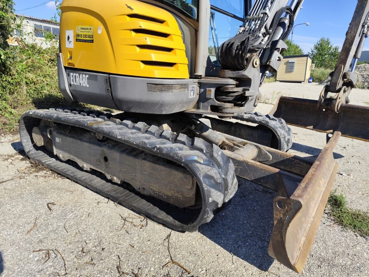 Báger Volvo, 5000kg, 3x lyžica. - 5