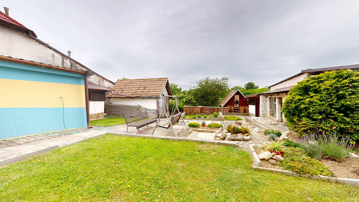 3-izbový rodinný dom s veľkým pozemkom 1454 m² - 5