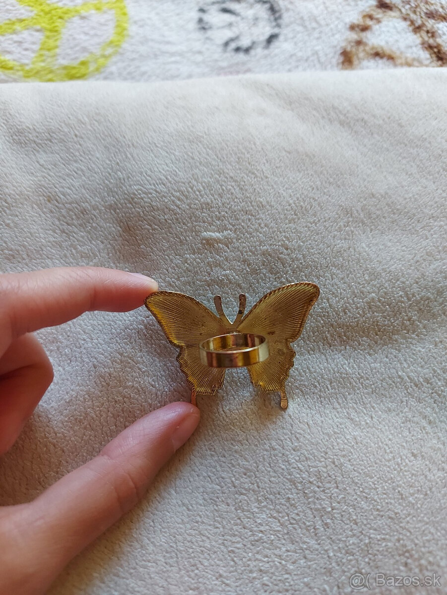 Rôzne druhy prsteňov, kvet, hodinky, motýľ - 5