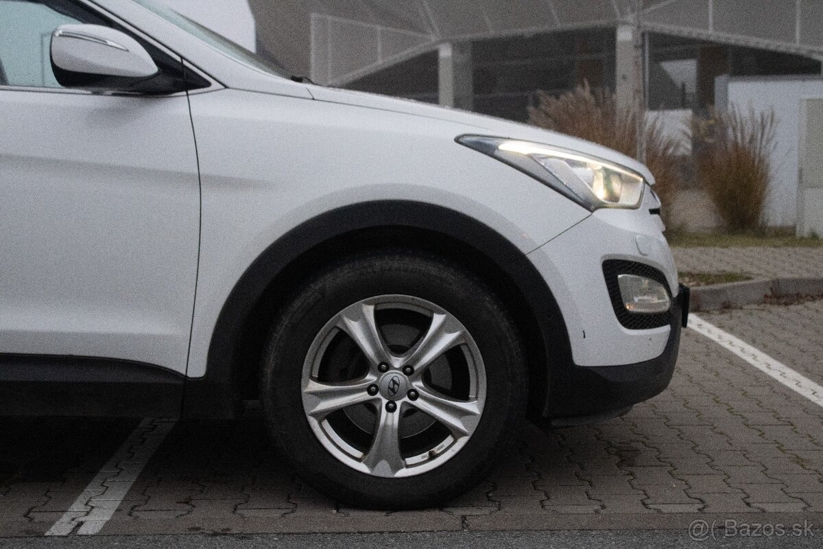 Hyundai Santa Fe 2.2 CRDi, 145 kW (2013) - 5