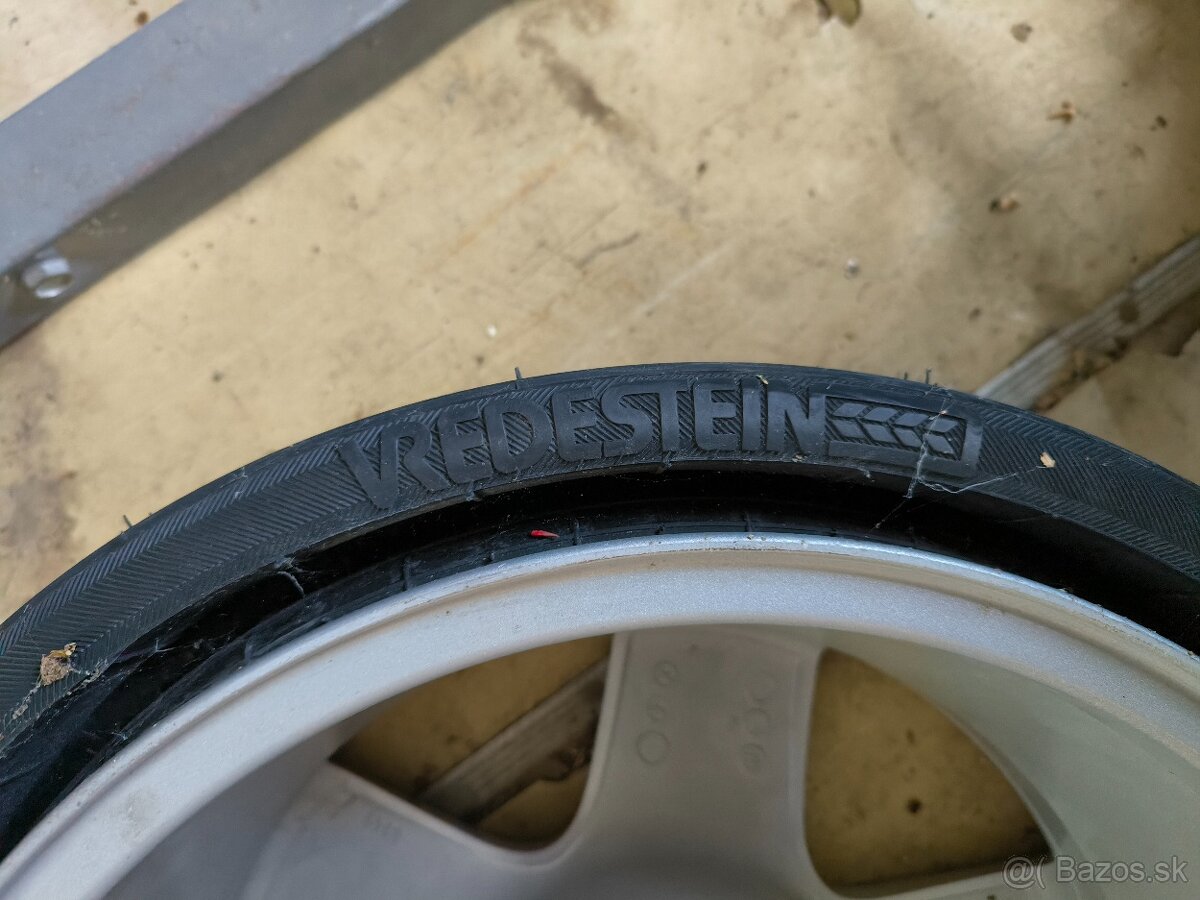 Dojazdové koleso Audi R16 - 5