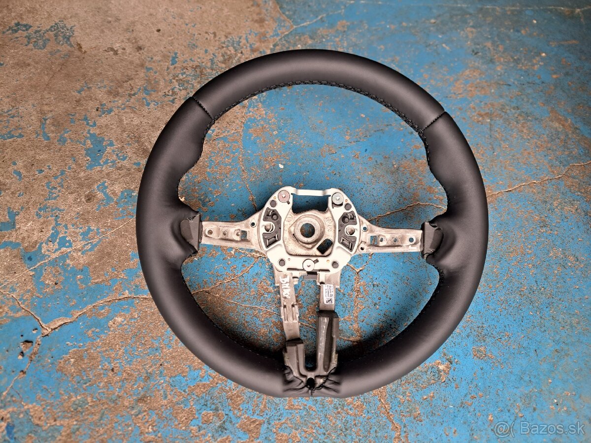 Predám kožený volant BMW - 5