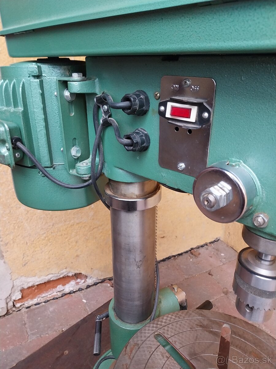 Stojanova vŕtačka 5 - 5