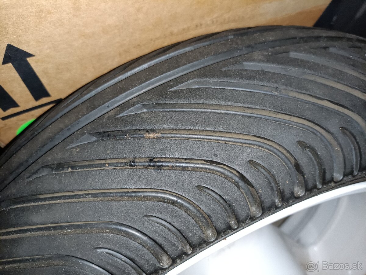 Kolesá CBR 600 f4 - 5