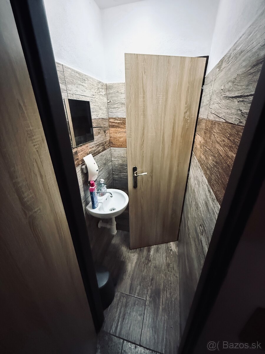 MODERNÝ PRIESTOR 130m² PRE E-SHOP / TICHÚ VÝROBU - 5