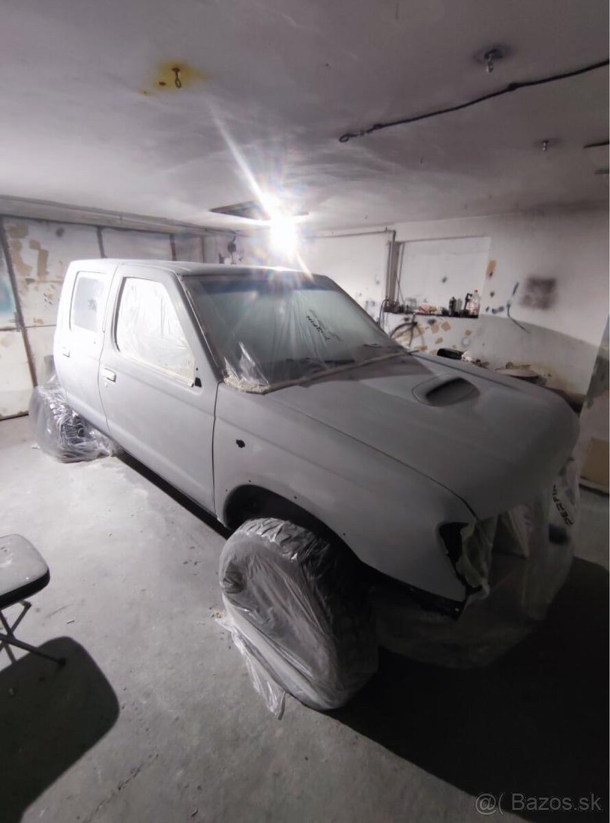 Predám Nissan navara d22 2.5 - 5