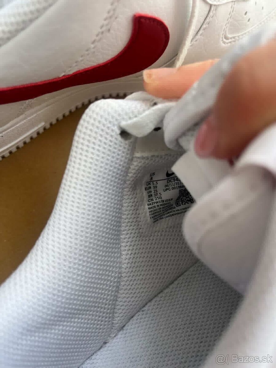 Nike Air Force 1 - 5