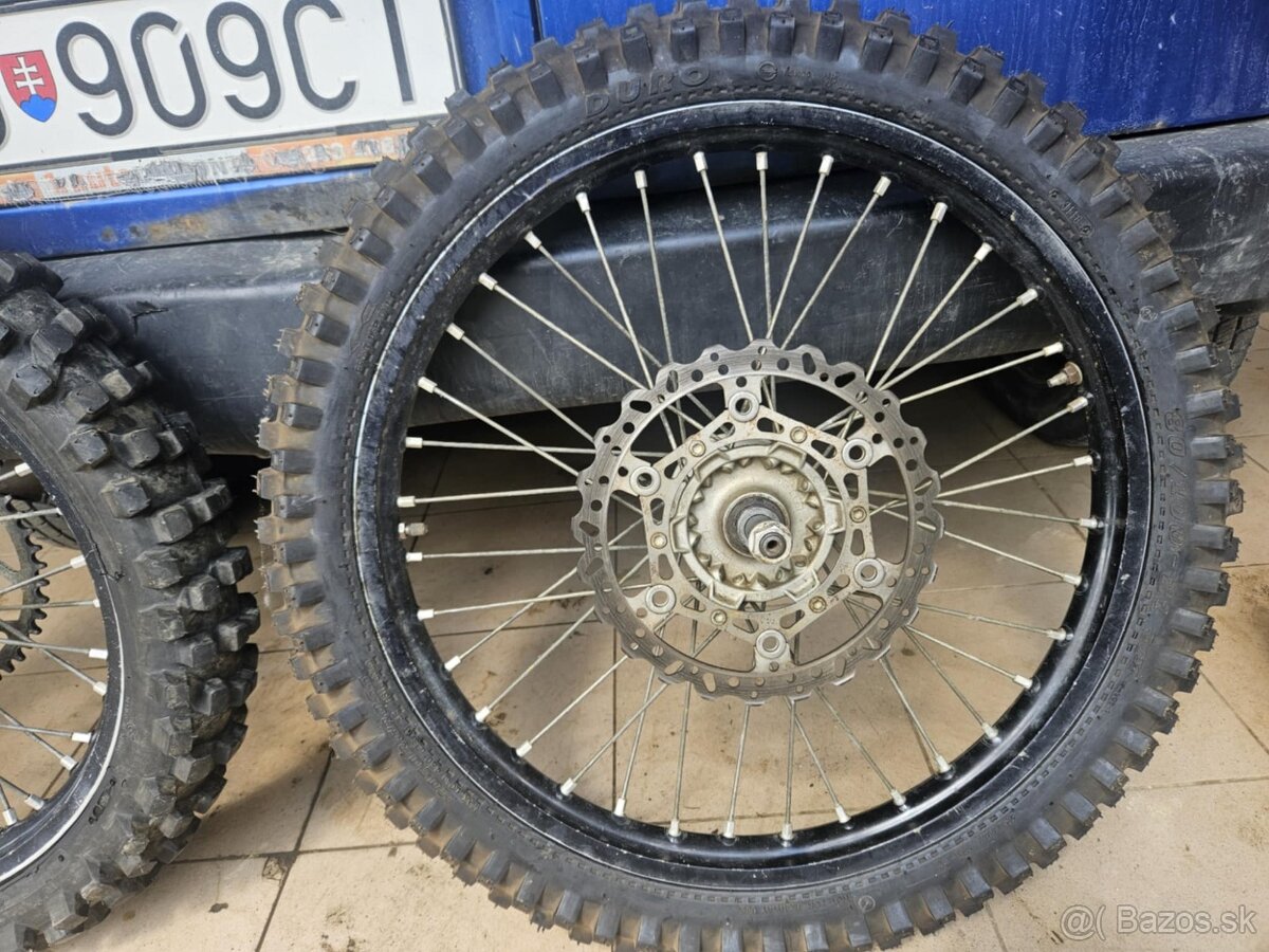 yamaha yz250f 2009 komplet kolesa pekný stav
