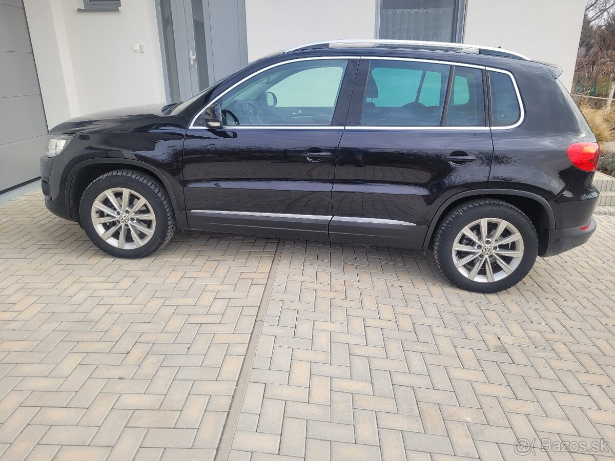 VW tiguan 2,0 tdi Dsg 4x4 R-Line - 5
