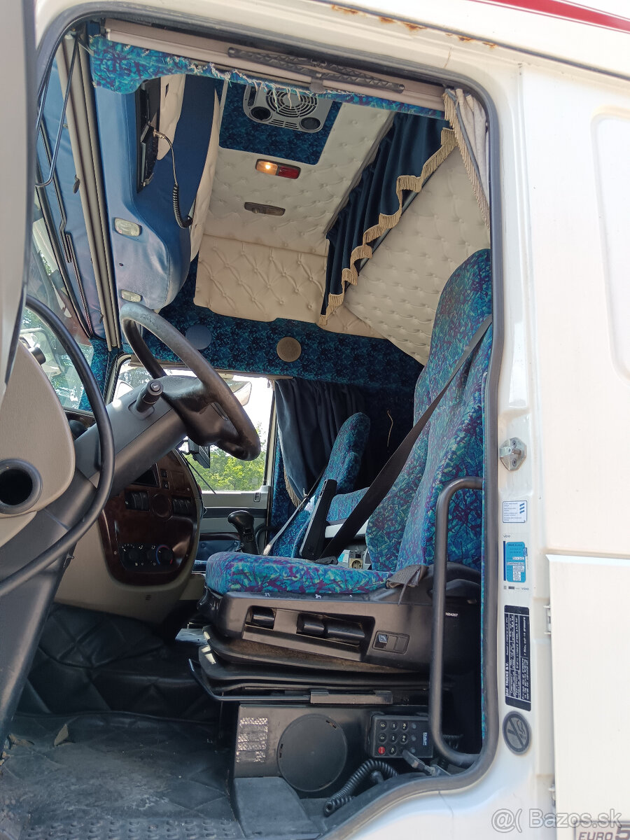 DAF XF 105.460 PŘEPRAVNÍK STROJŮ A VOZIDEL -14 T - 5