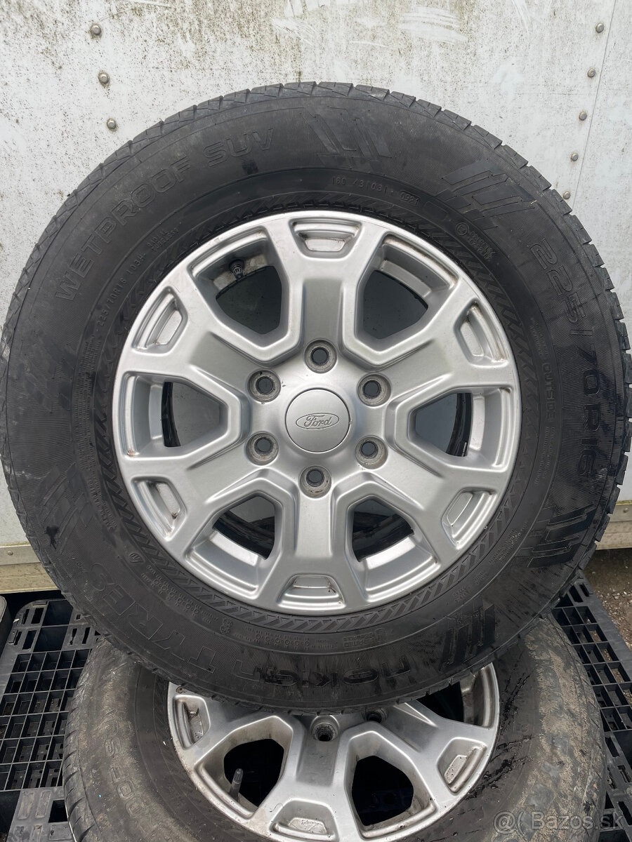 PREDÁM sadu 16" ALU disky Ford + letné pneumatiky NOKIAN - 5