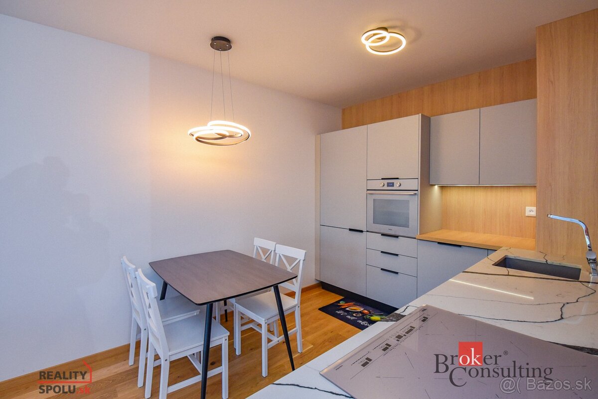 Na predaj: Moderný 2-izbový byt v srdci Bratislavy 2 poshod - 5