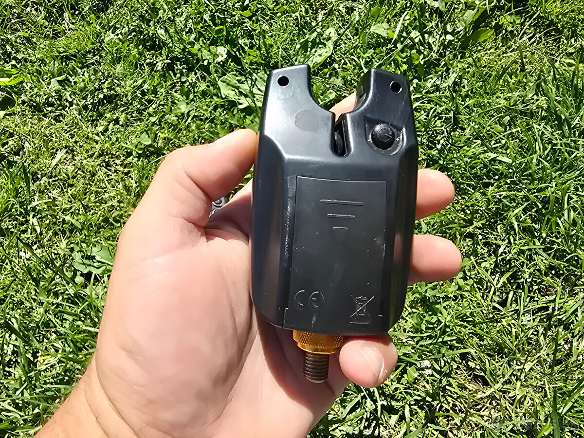 2ks signalizatorov + odposluch 50e - 5