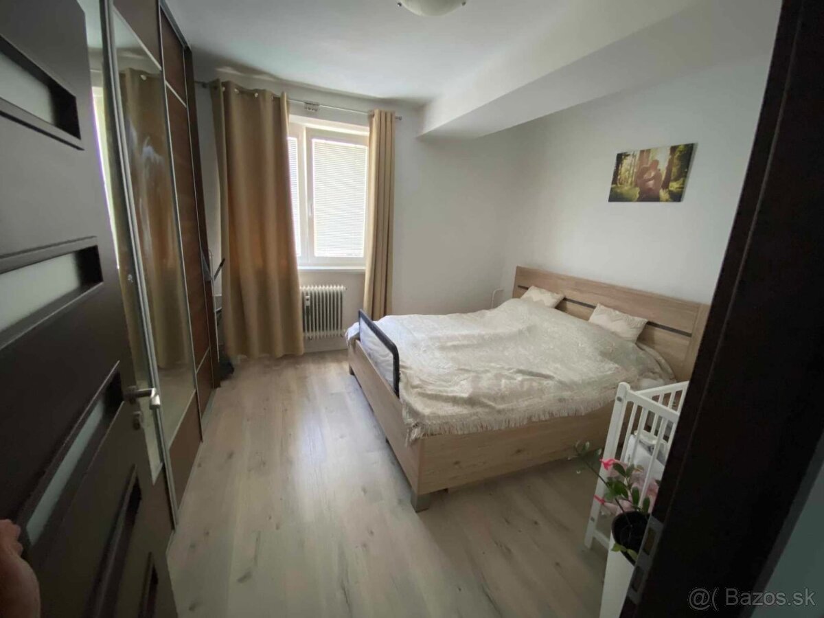 3izbovy byt - 5