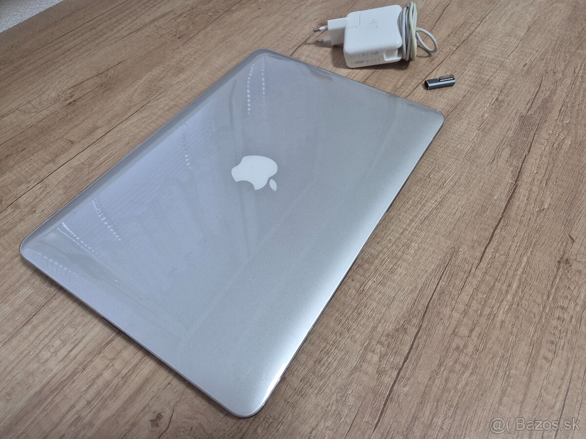 MacBook Air (13-inch, 2017) /Intel Core i5/8GB RAM/128GB SSD - 5