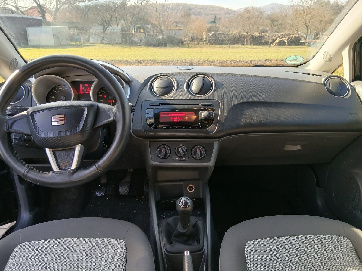 Predám seat ibiza - 5