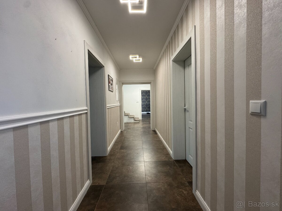 Veľký 4 izbový rodinný dom s bazénom, Krásno - Partizánske - 5