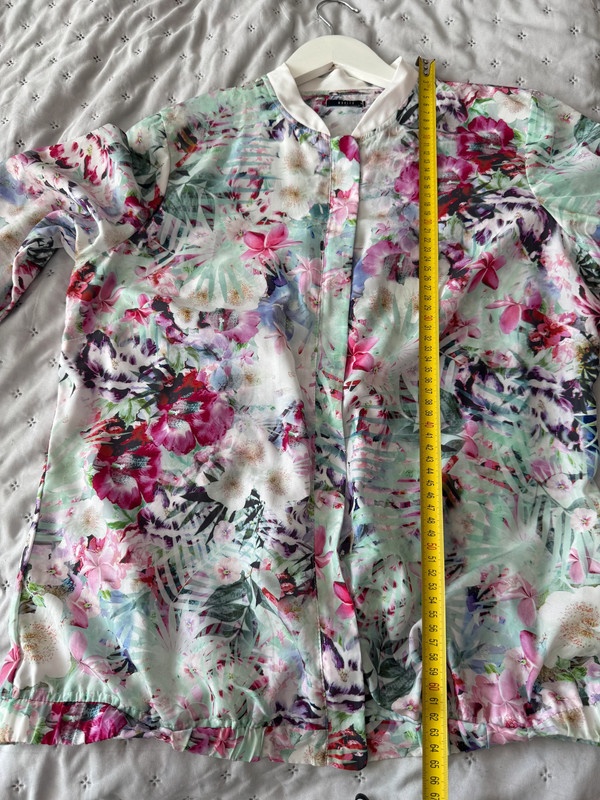 Krásna dámska Mohito bunda - 5