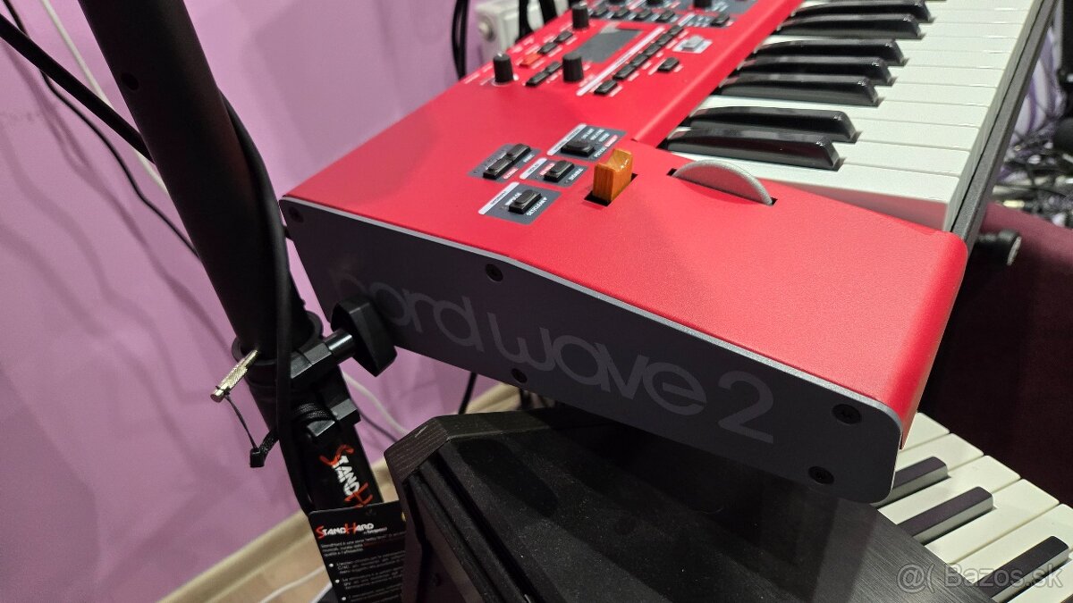 Predám NORD Wave 2 Syntetizátor Red - 5