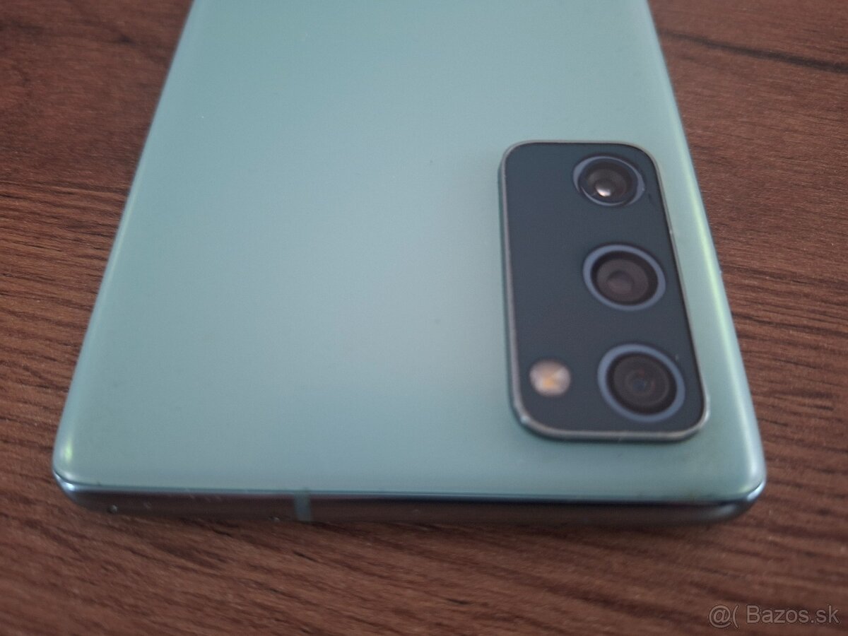 Samsung galaxy S 20 FE - 5