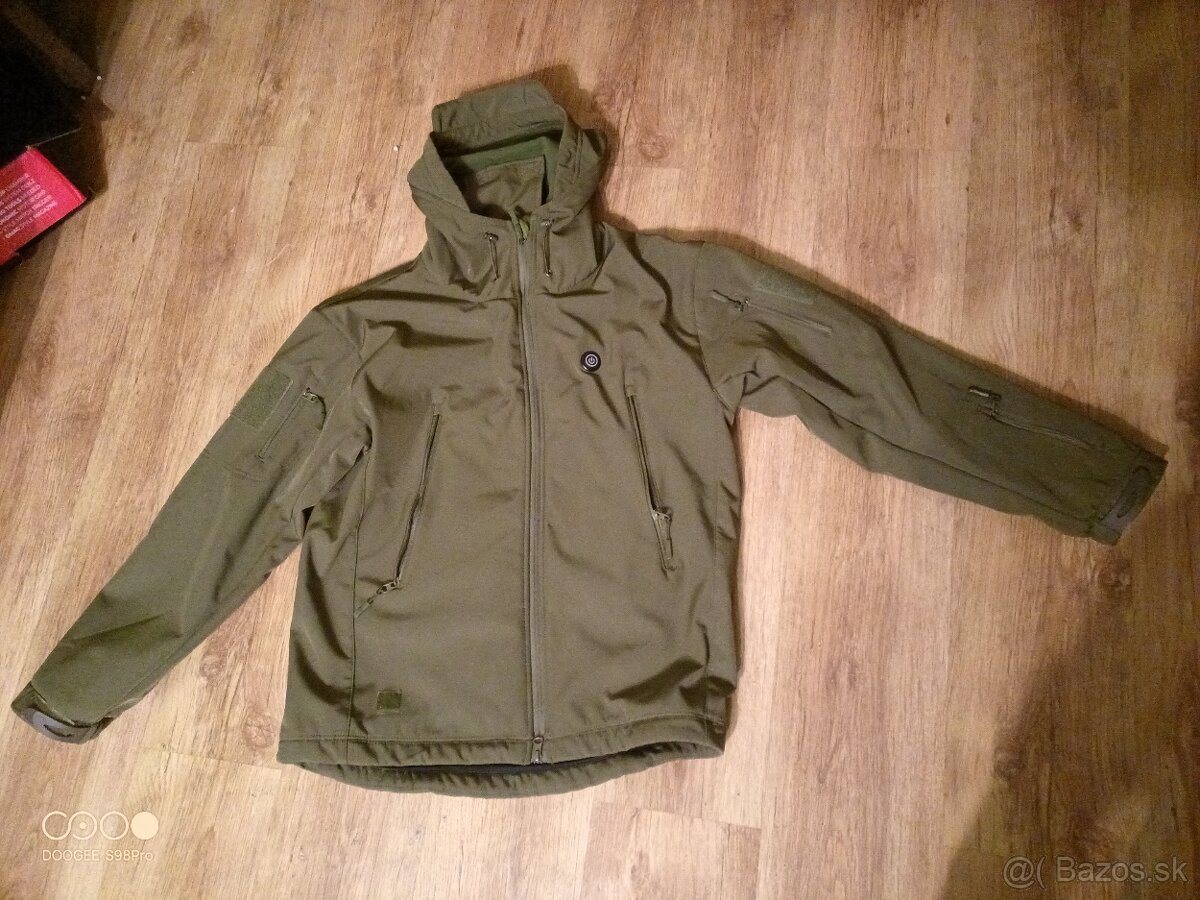 Predám vyhrievanu softshellku olivovej farby vel.L - 5