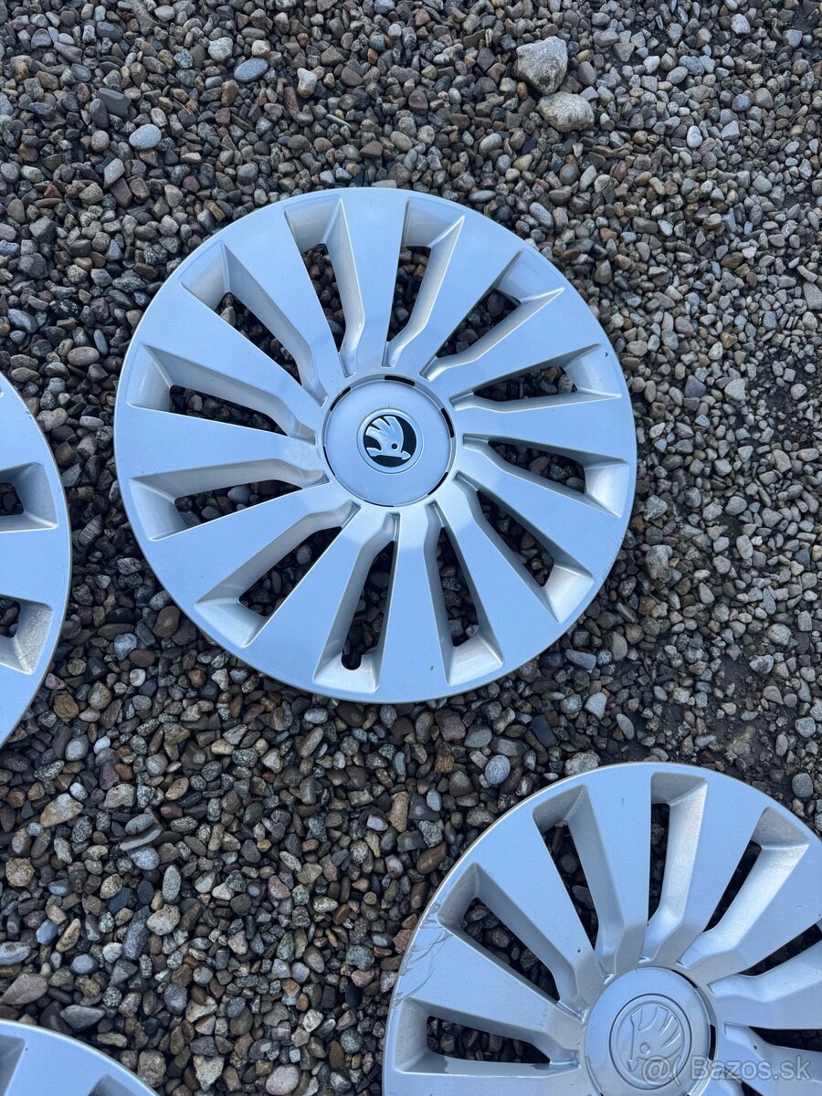 Original skoda puklice r16 - 5
