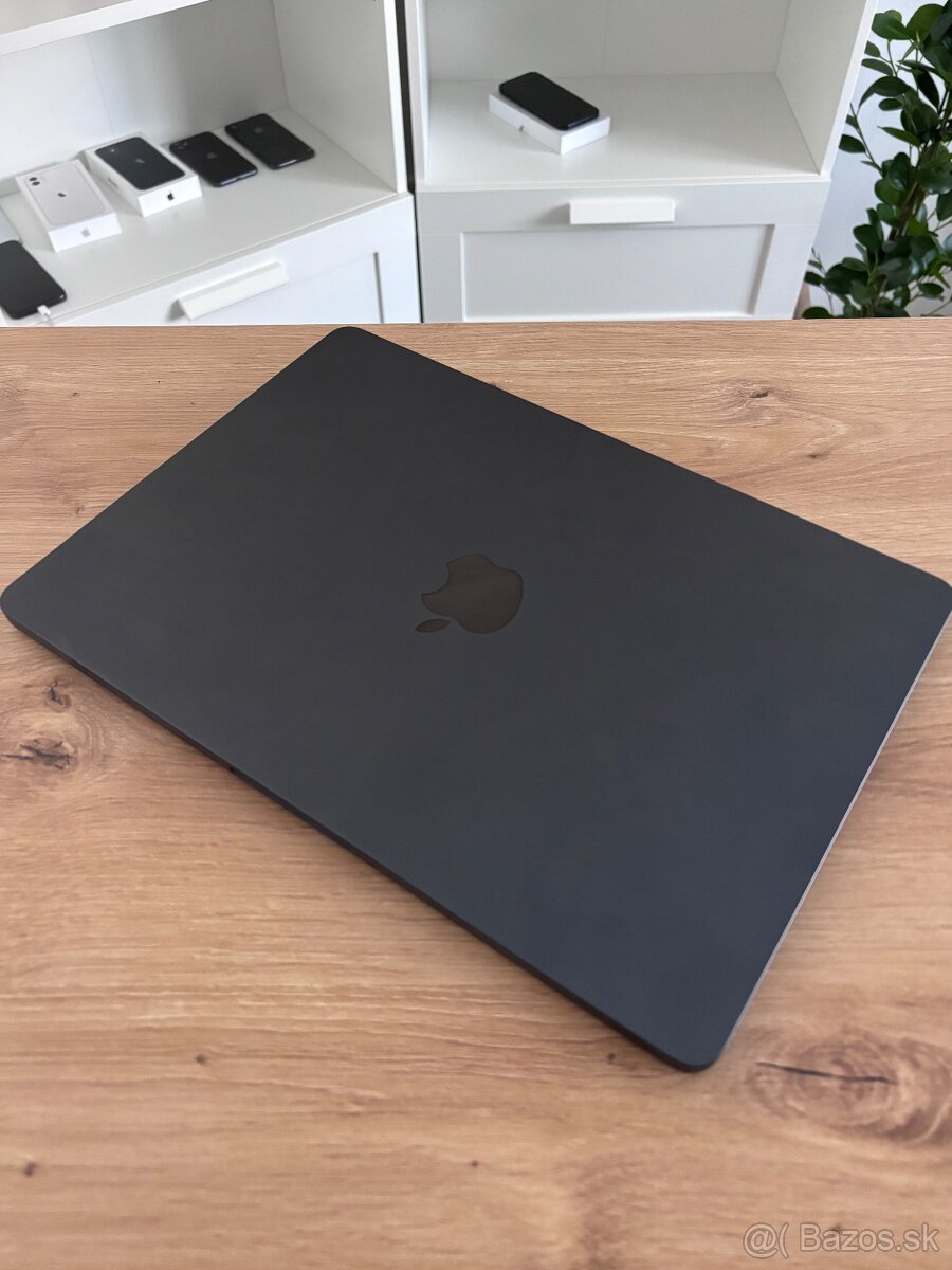 MacBook Air 2024 M3 - 256GB / 8GB RAM - 5