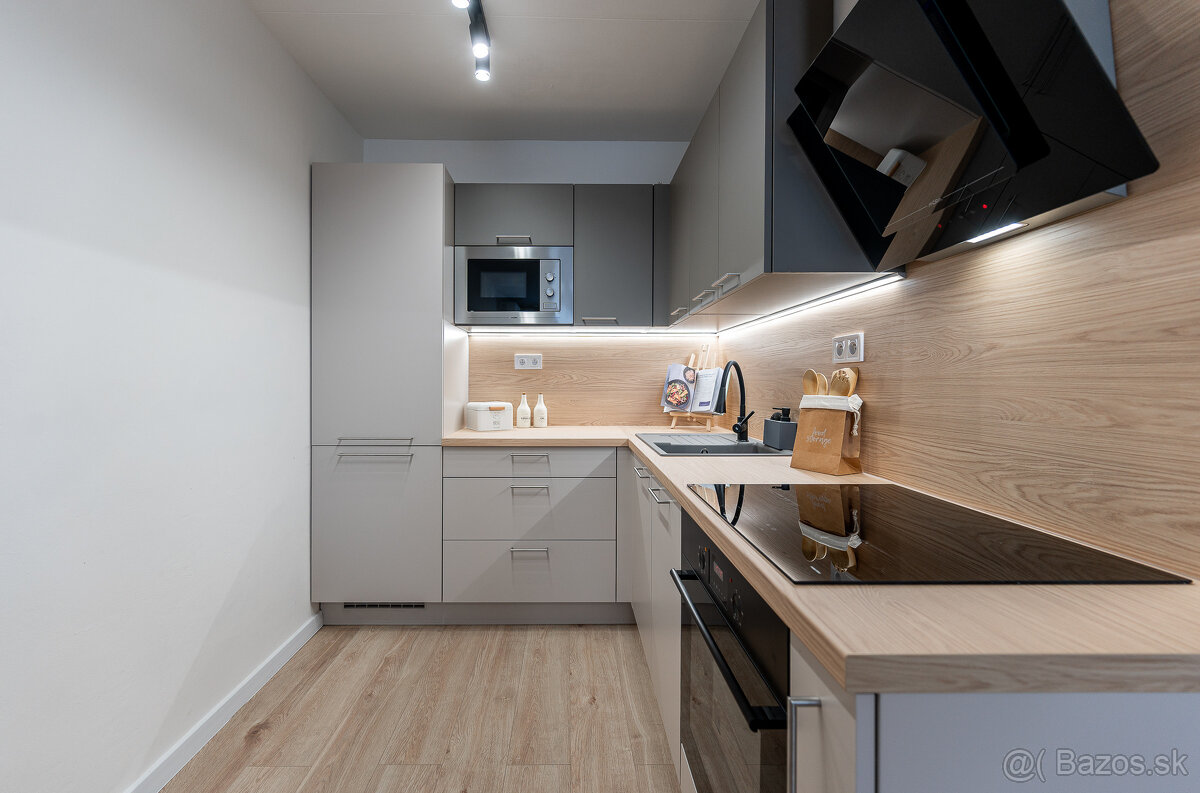 Na prenájom 1,5 izbový byt - Košice, Terasa - 5