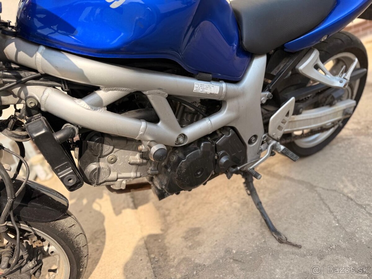 Suzuki SV650 - 5