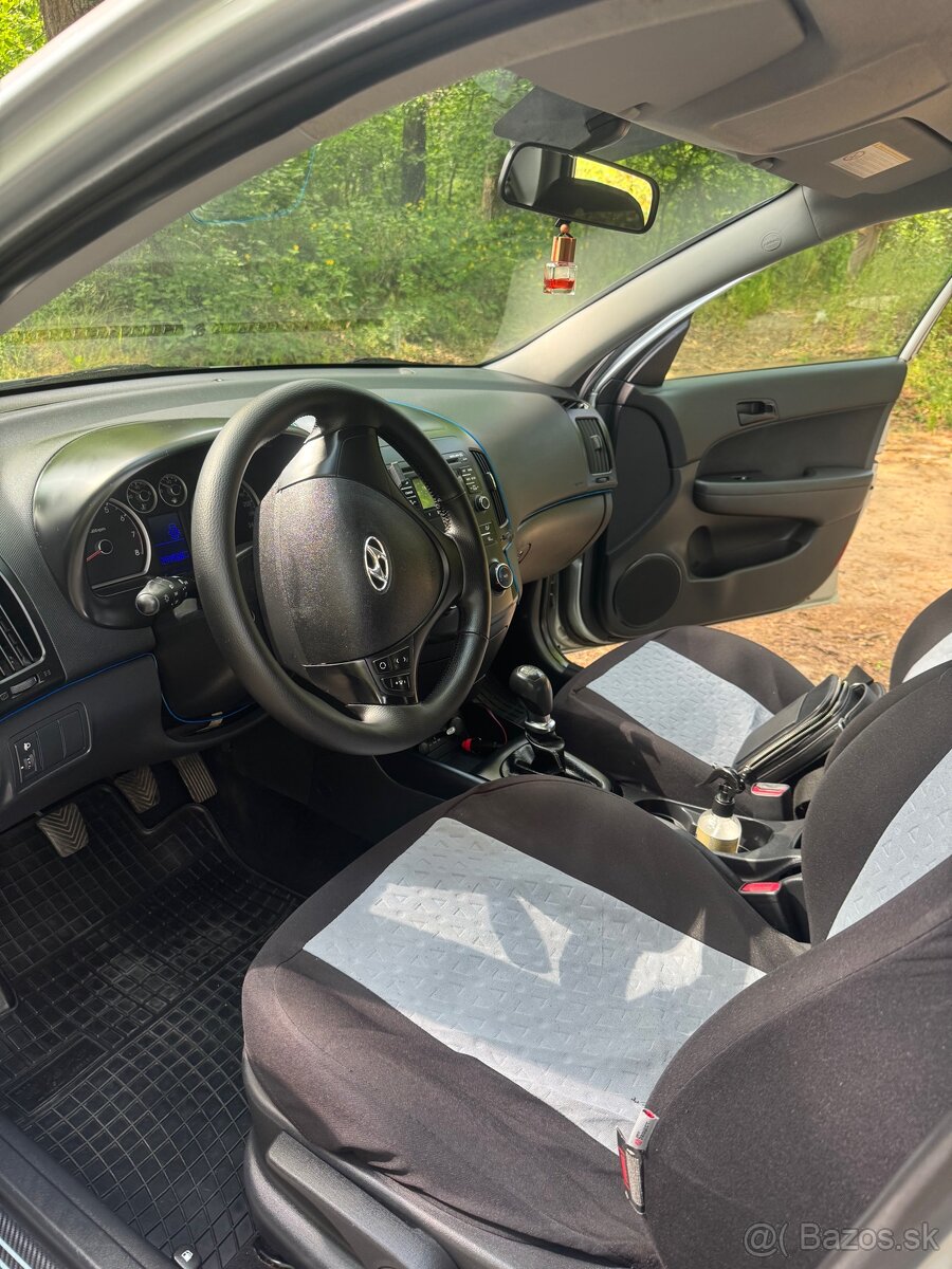 Auto Hyundai I 30 - 5