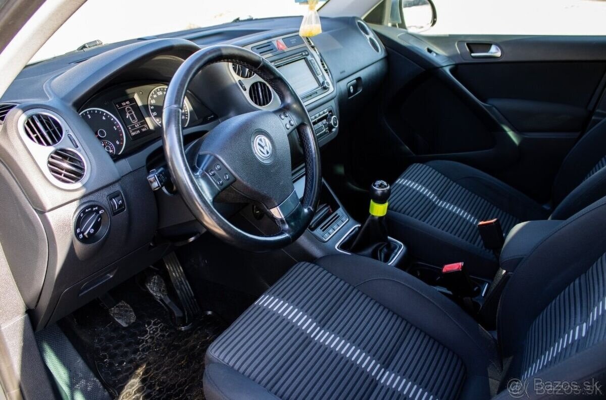 Volkswagen Tiguan 2.0 CR - 5