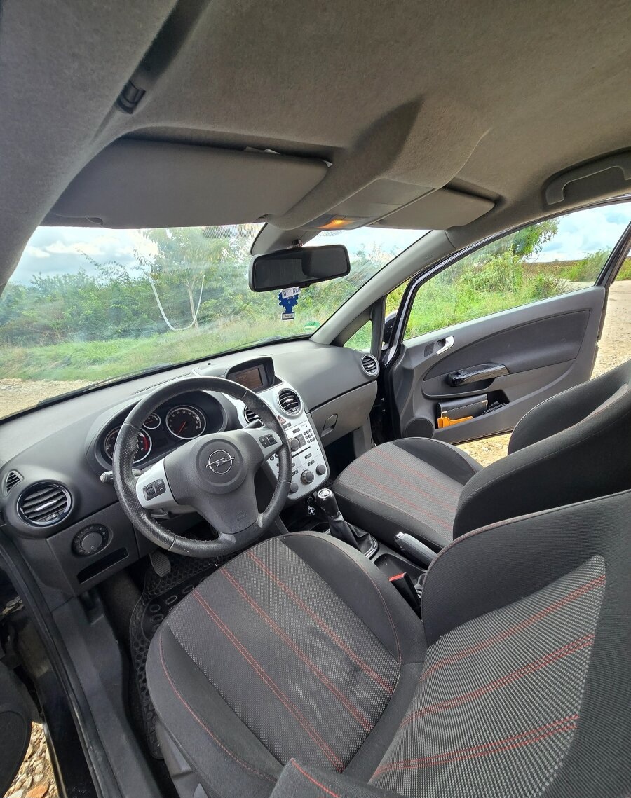 OPEL CORSA D, 1.4 benzín, 2009 - 5