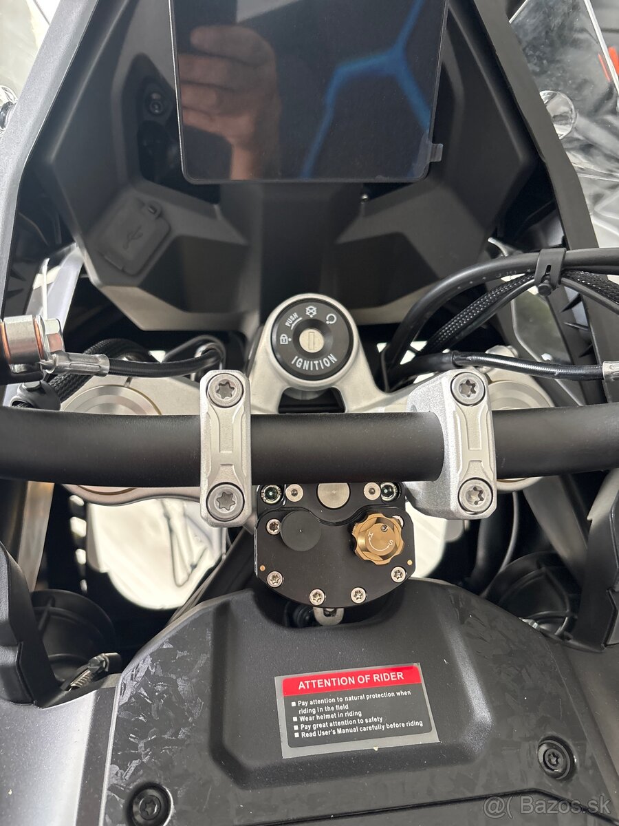 Voge 800 rally - 5