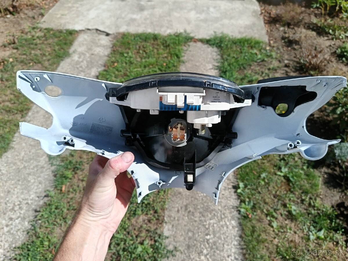Piaggio zip 50 vrchna kapotáž, svetlo, tachometer - 5