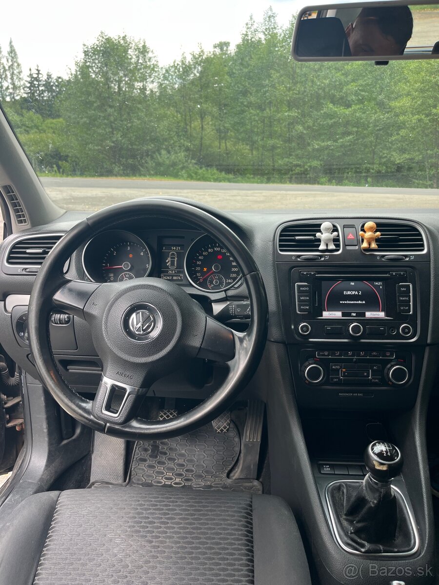 Volkswagen Golf VI - 5