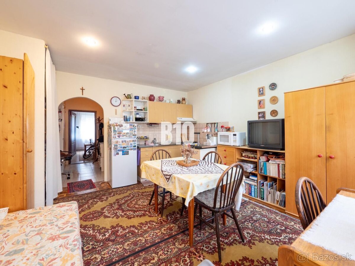 2 izbový byt v zachovalom pôvodnom stave - 5