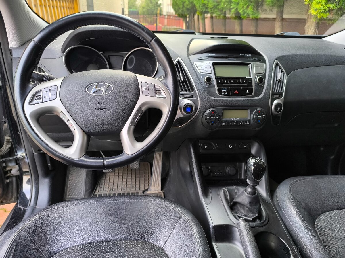 Hyundai ix35 1.6 GDi 99 kw benz. rv.2013 M6 - 5