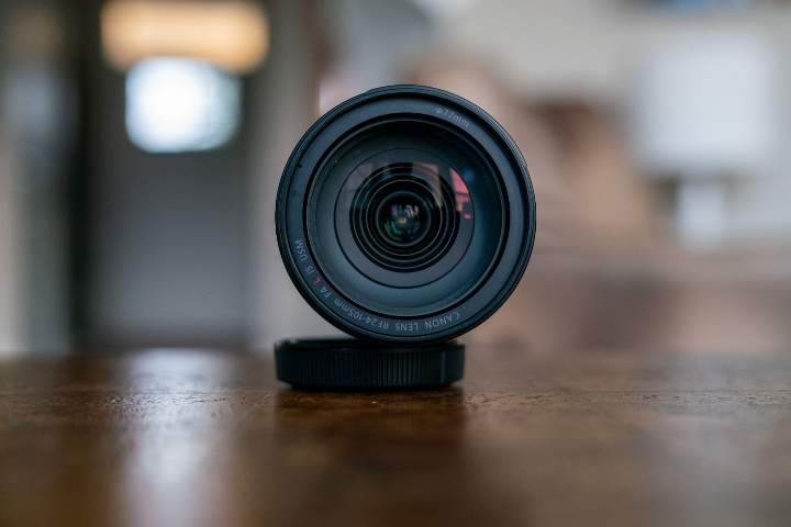 Canon RF 24–105mm f/4 L IS USM - 5