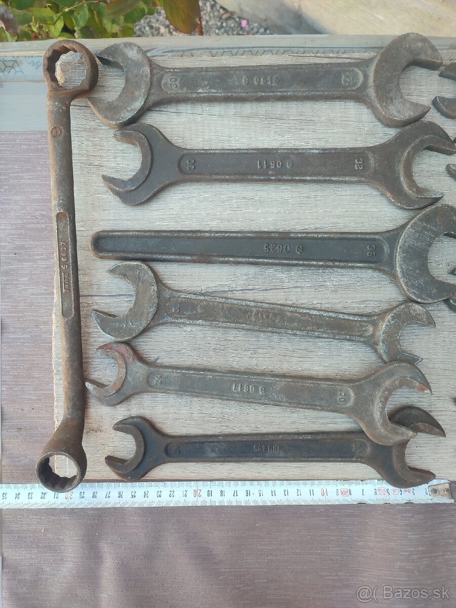 Staré Tona kľúče 24 ks spolu 75€ - 5