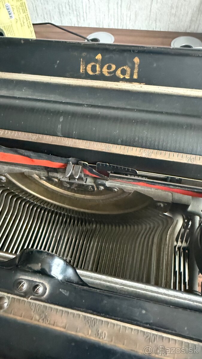 Starozitny pisaci stroj - 5