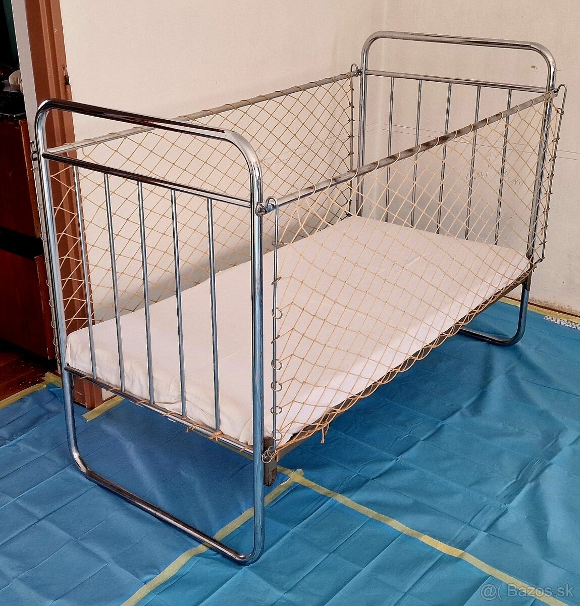 Predám retro detskú chromovú postieľku - 5