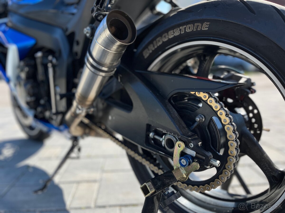 Suzuki Gsxr 750 K9 - 5