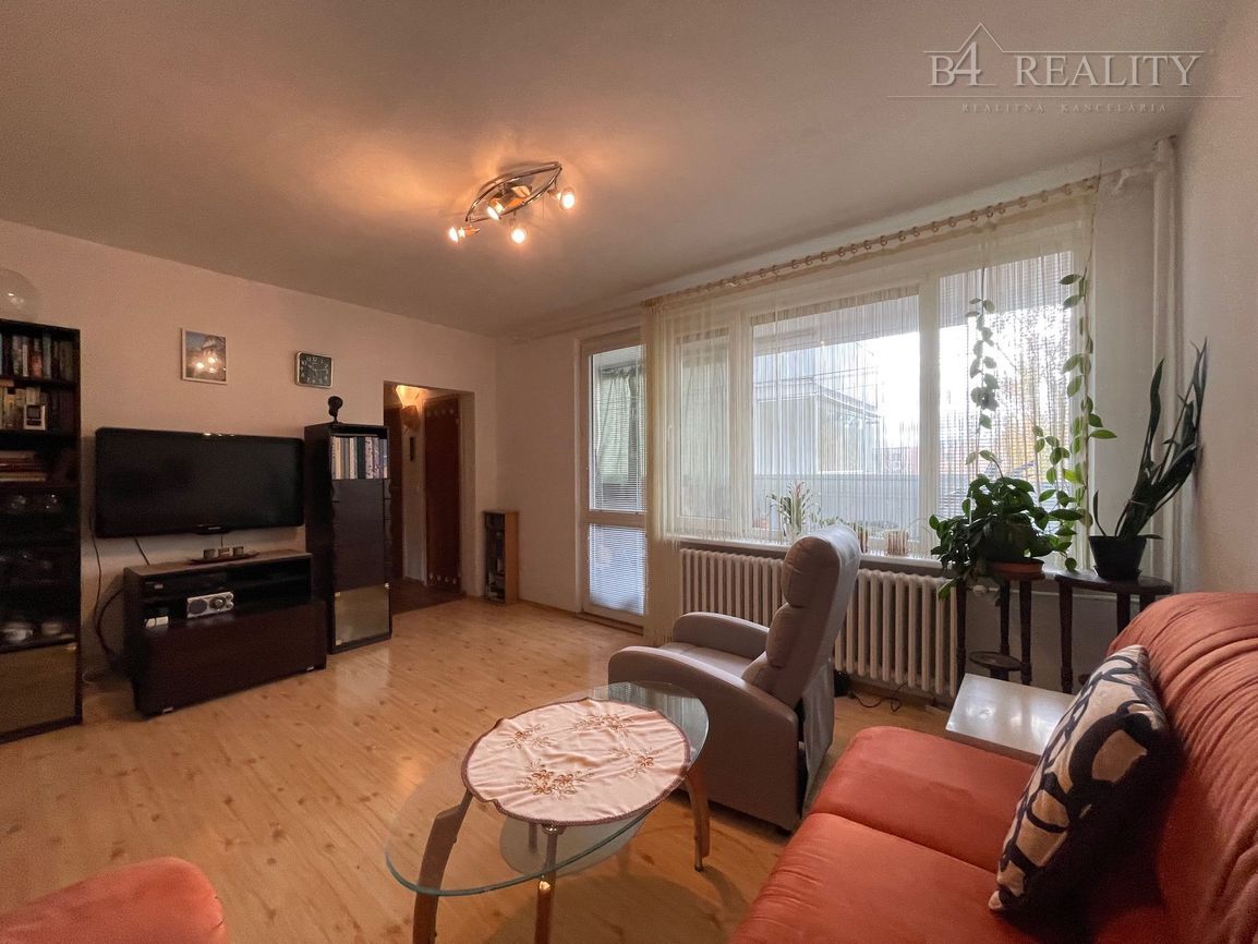 3 izbový byt, 68 m2 + priestranná presklená lodžia, Bazovské - 5