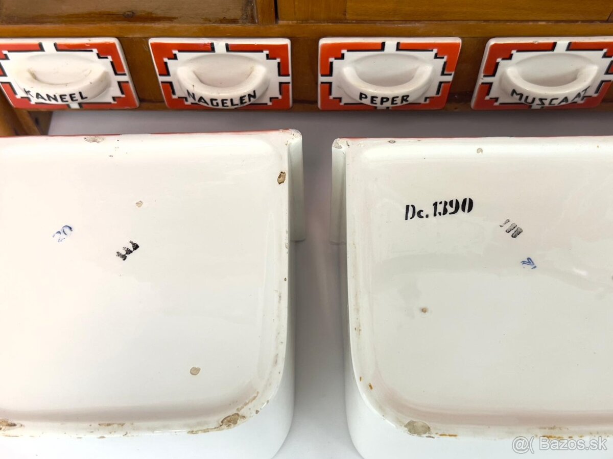 Starožitne koreničky - 5