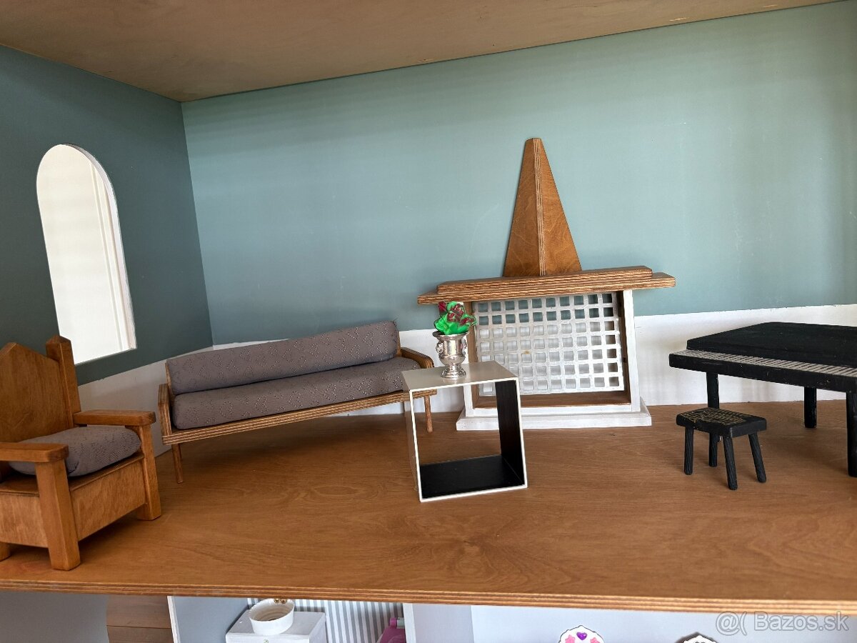 Drevený domček pre Barbie - 5