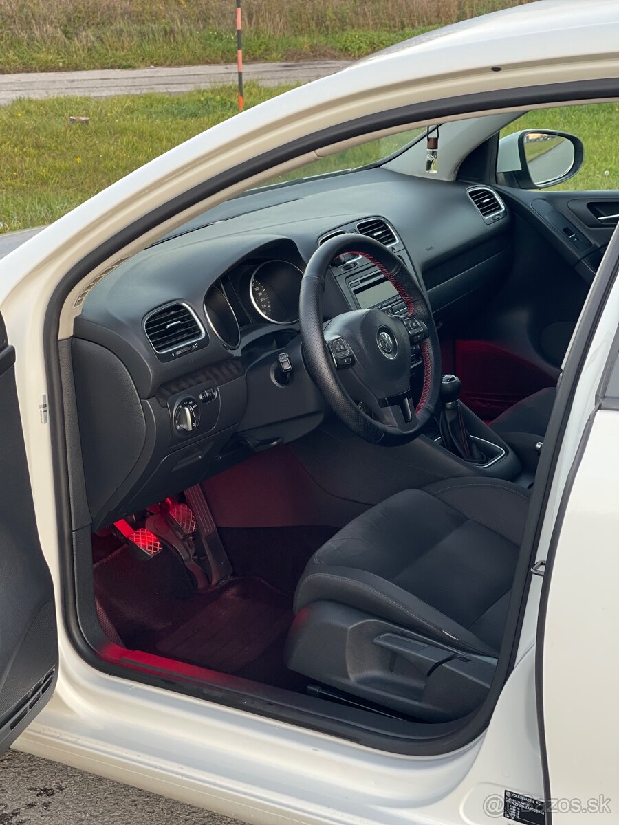 Volkswagen Golf 2.0 CrTDI 103 kW - 5