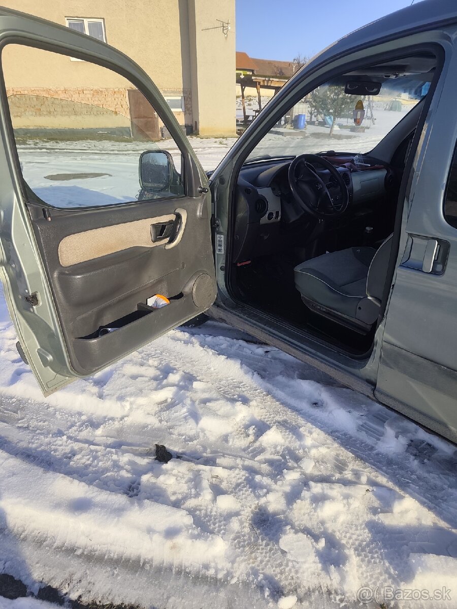 PEUGEOT PARTNER 1.6 - 5