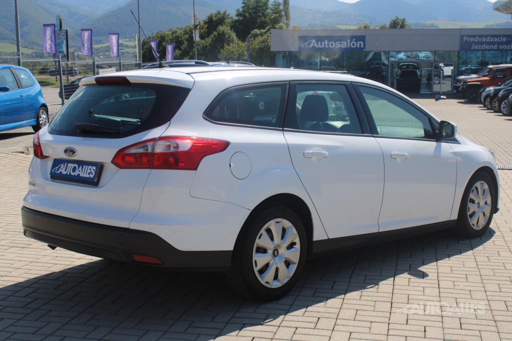 Ford Focus Combi 1,0 ECOBOOST 74 kW TREND - 5